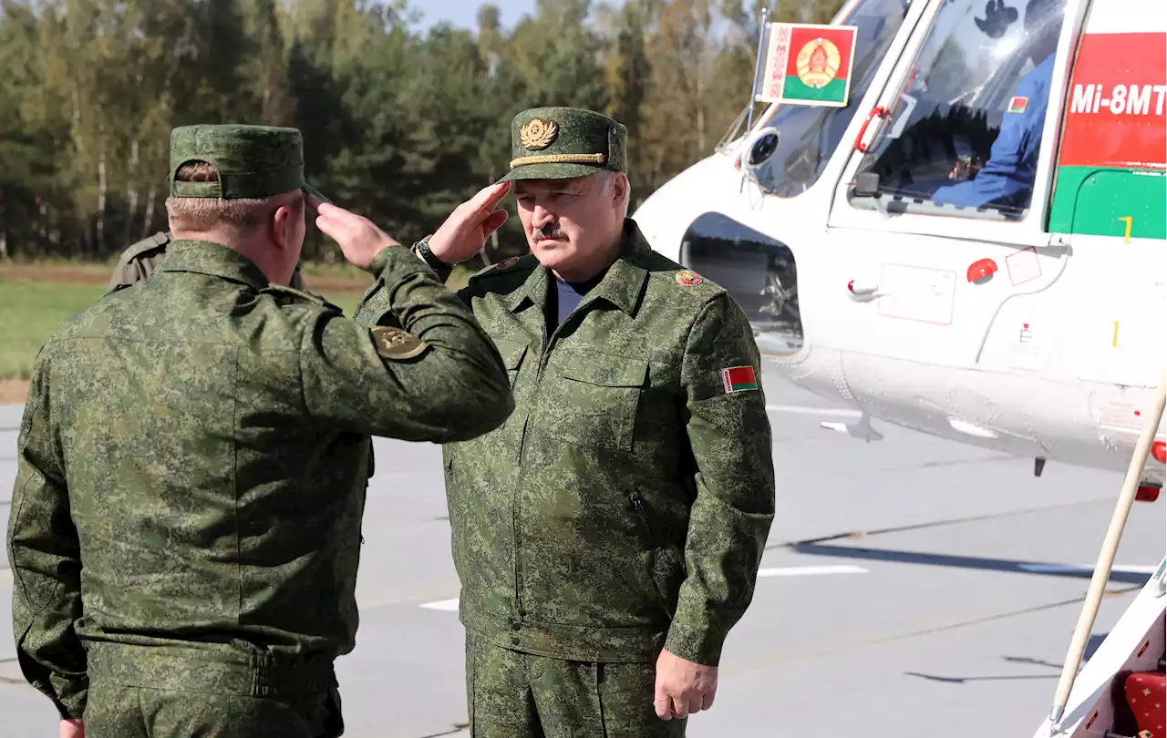 Lukashenko details reason Belarusian troops will not join Putin's war