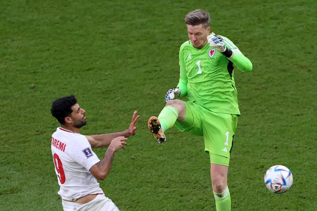 Wales keeper Wayne Hennessey earns first red card of 2022 World Cup