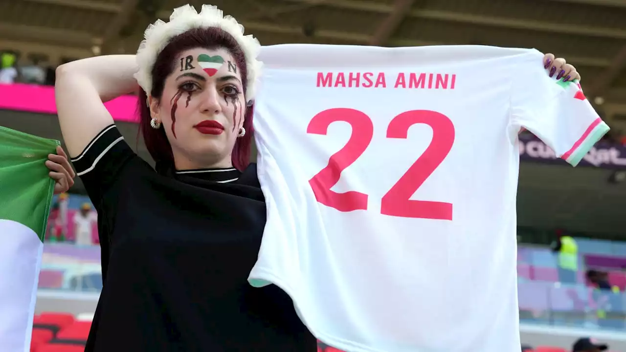 Coupe du monde 2022: un maillot floqué Mahsa Amini, symbole des manifestants en Iran, aurait été confisqué