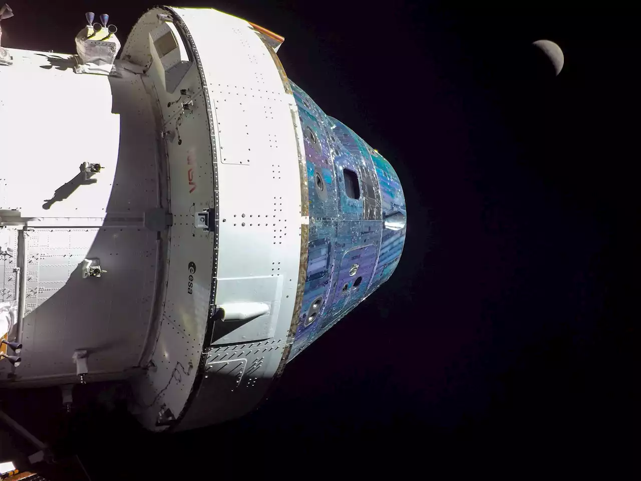 NASA Artemis I – Flight Day Nine: Orion Spacecraft One Day Away from Distant Retrograde Insertion