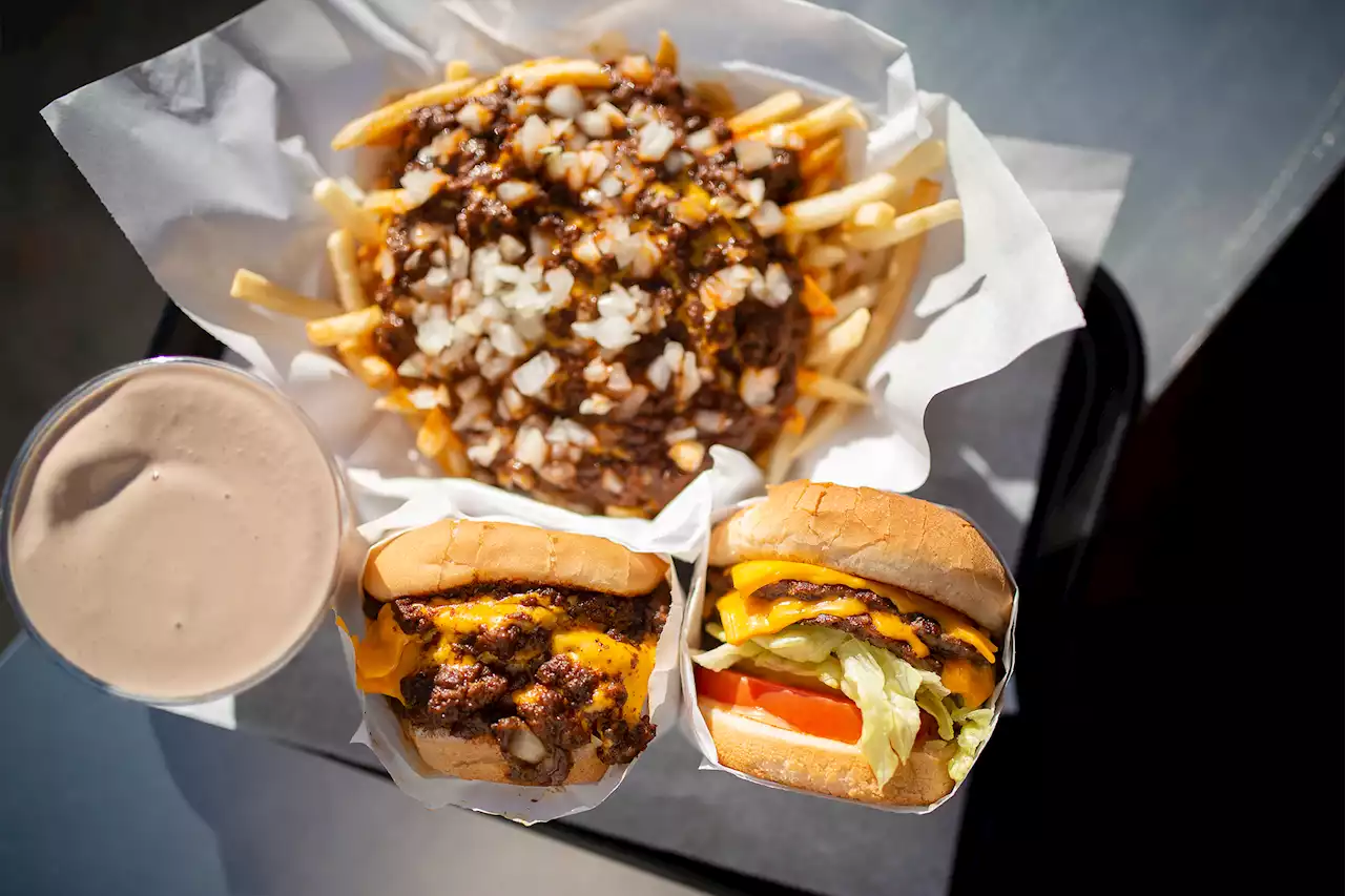 This Sacramento In-N-Out rival is the best burger on the drive to Tahoe