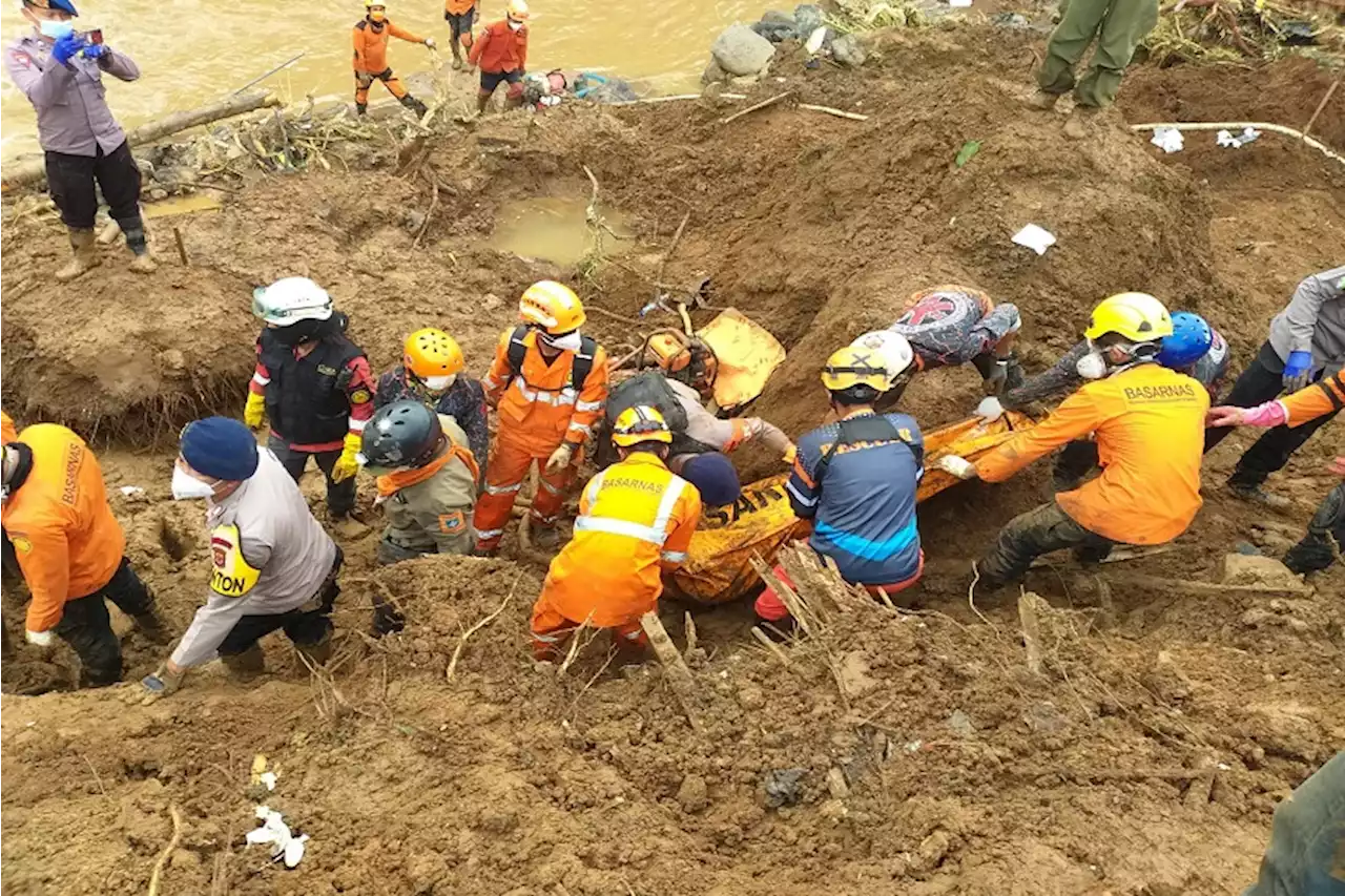 Basarnas Temukan 4 Jenazah Korban Tertimbun Longsor Akibat Gempa Cianjur