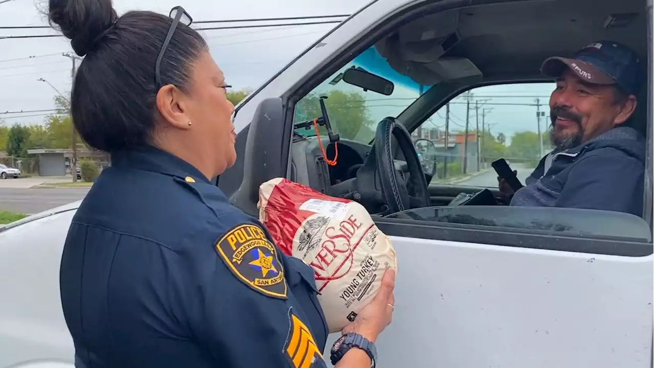 Edgewood ISD PD blesses families with Thanksgiving turkeys