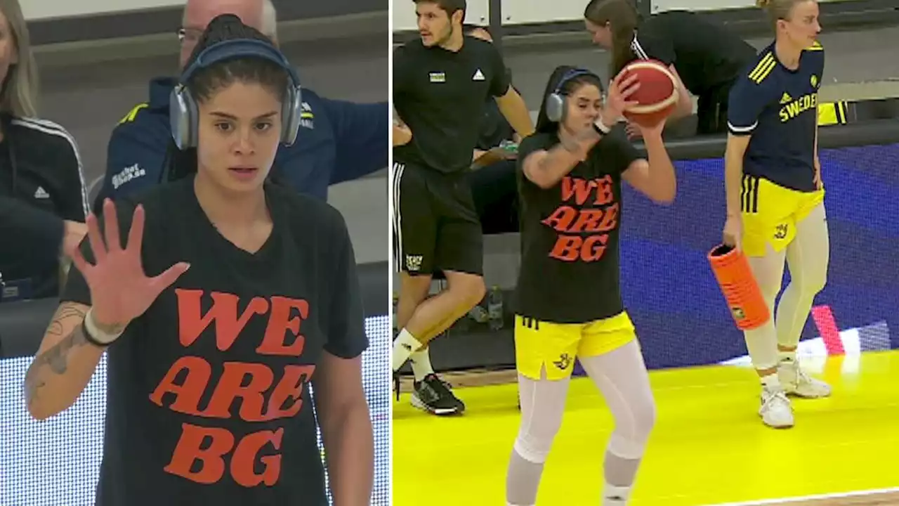 Basket: Här visar Amanda Zahuis sitt stöd för dömda Brittney Griner