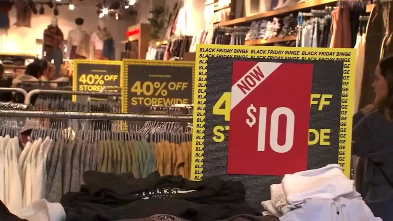 Here's why retail discounts could continue even after Black Friday ends