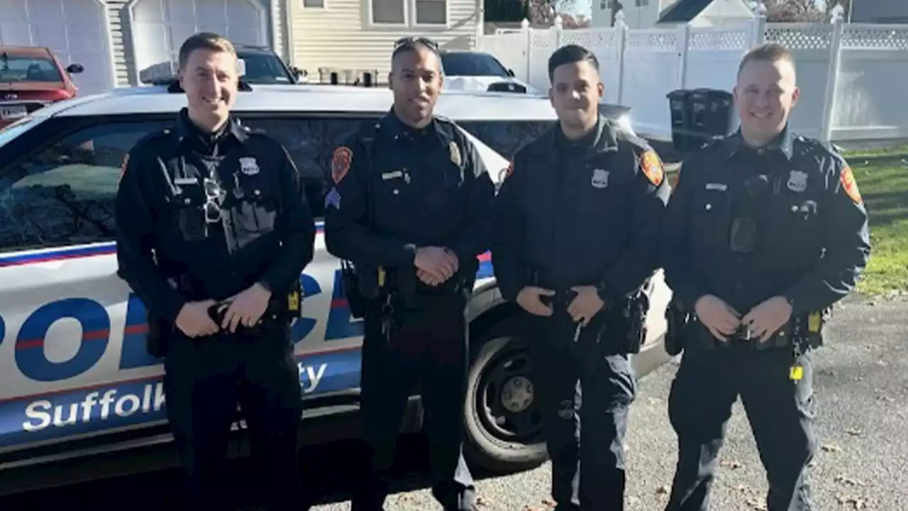 Police officers help deliver baby on Long Island