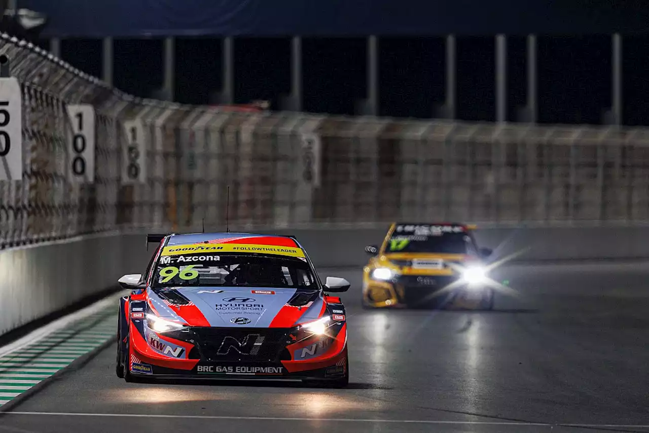 WTCR Saudi Arabia: Azcona crowned champion as Berthon takes pole