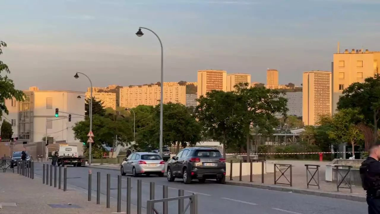 'Ce n'était pas qu'un fait divers': hommage à Alban Gervaise, tué devant l'école de ses enfants, à Marseille