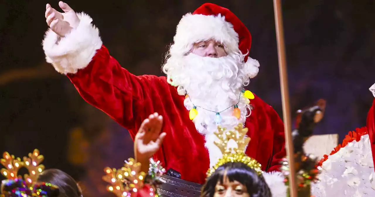 Perfect temperatures, holiday apparel add to festive spirit conjured at Naperville’s annual Parade of Lights