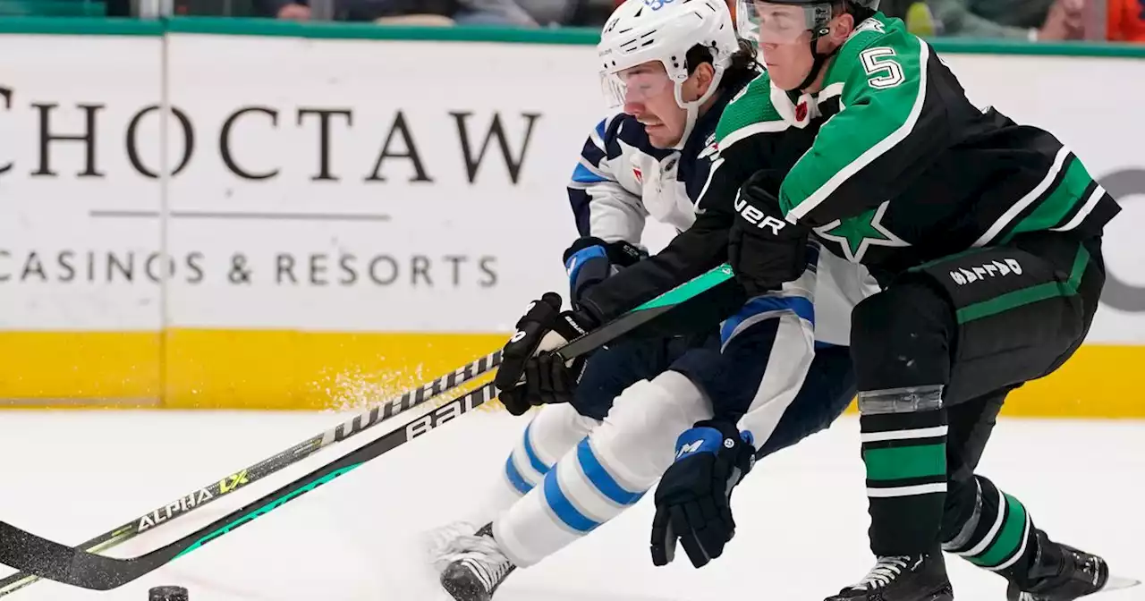 Stars, Jason Robertson extend point streaks with another third-period comeback in OT loss