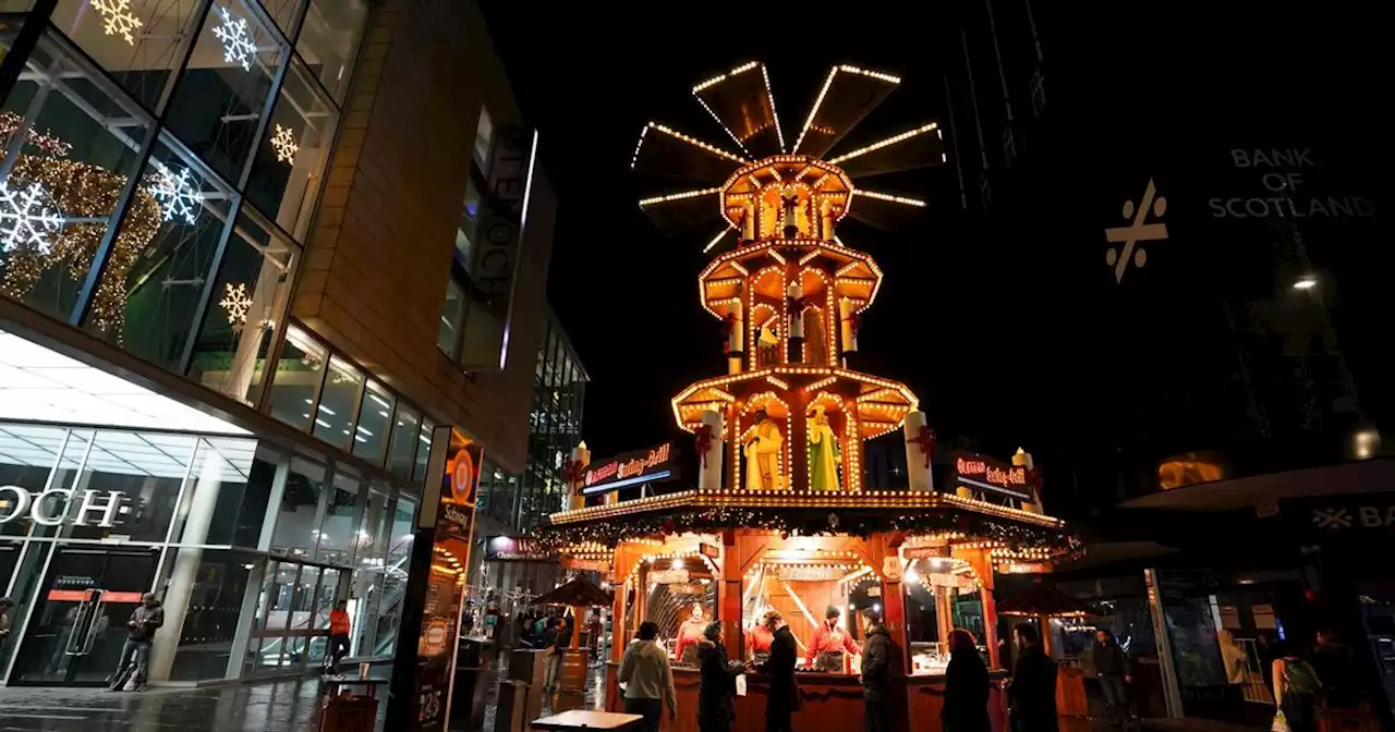 St Enoch Square embrace the festive spirit with their first ever Glasgow Fair