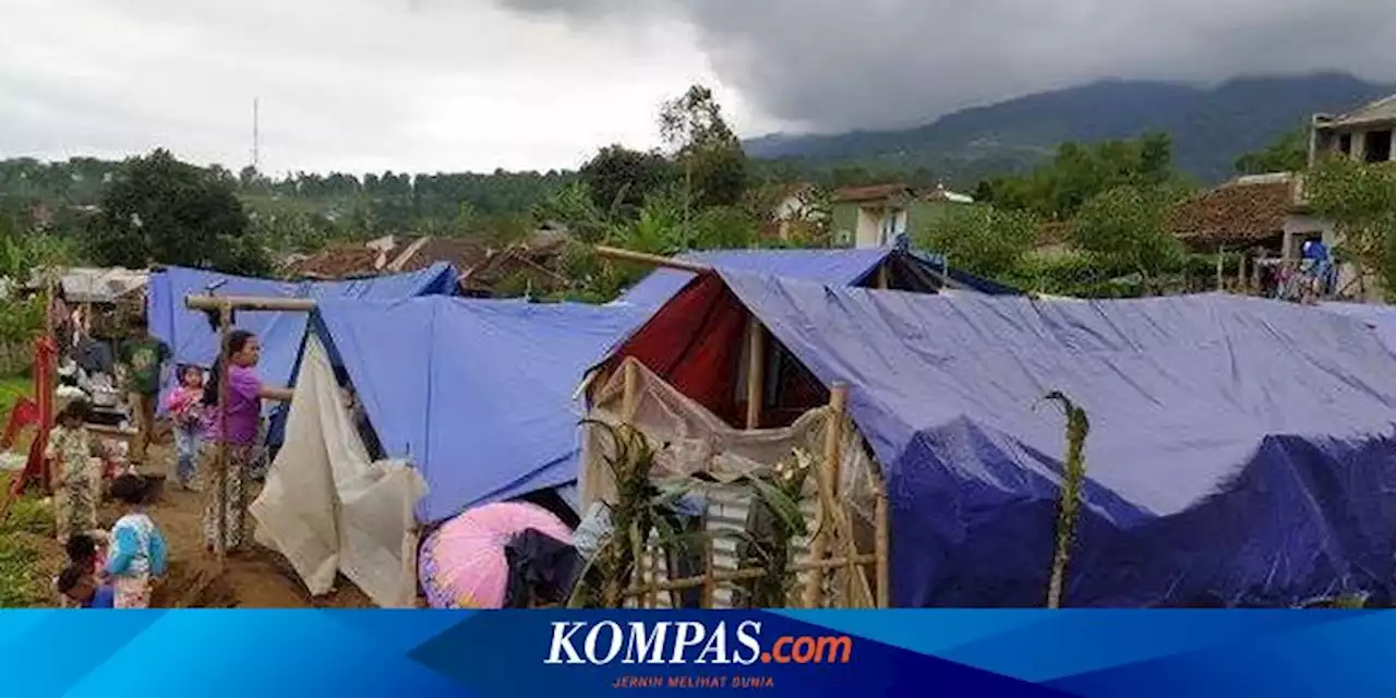 Akses Jalan Tertutup Longsor, Pengungsi Gempa Cianjur Terisolasi, Logistik Menipis hingga Terpaksa Makan Irit