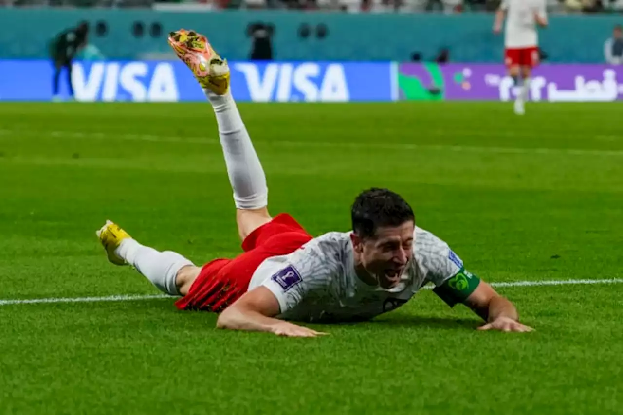 Lewandowski scores at World Cup, Poland beats Saudis 2-0