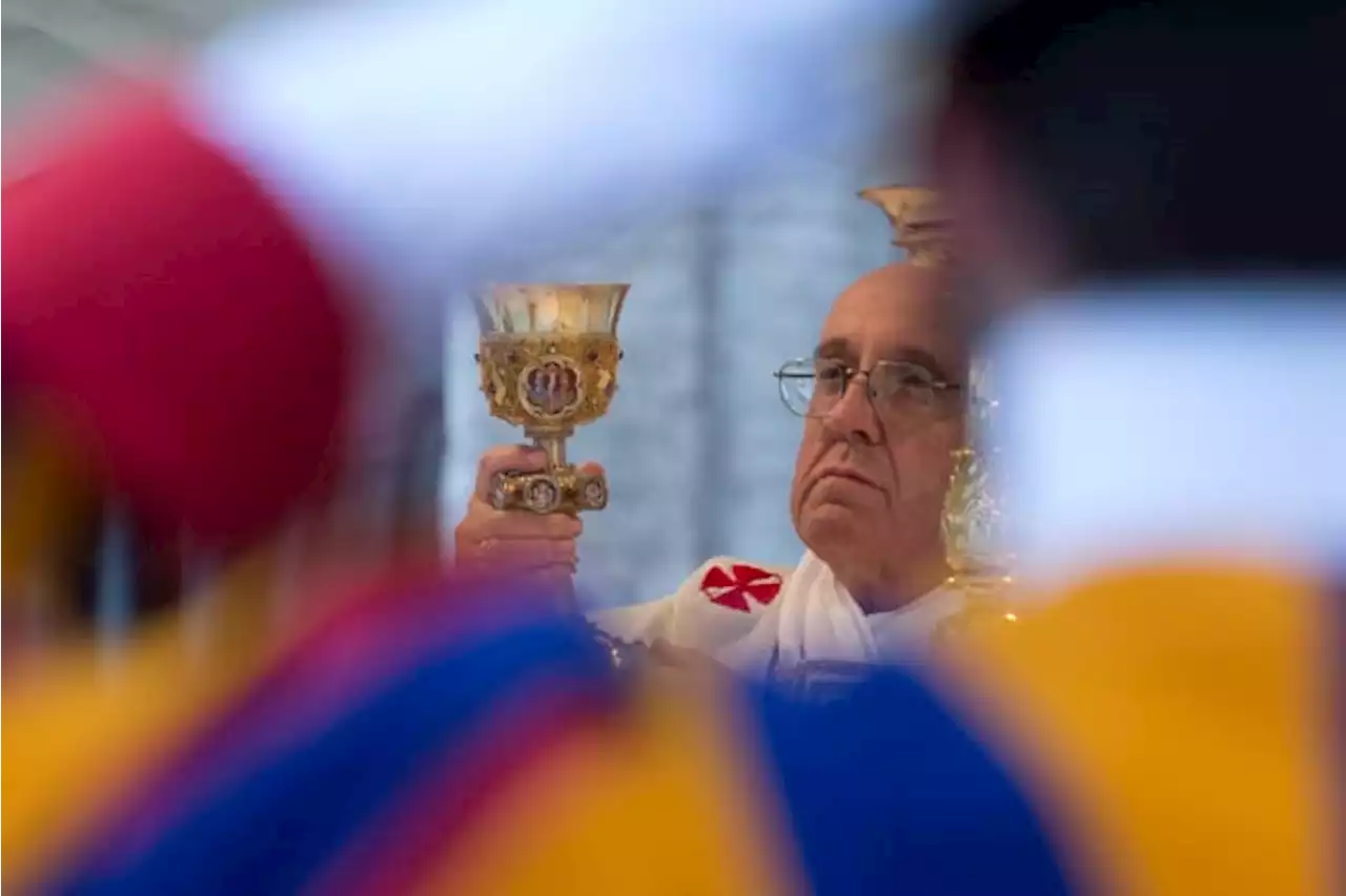 Archdiocese of San Antonio reinstates distribution of the Blood of Christ in Communion