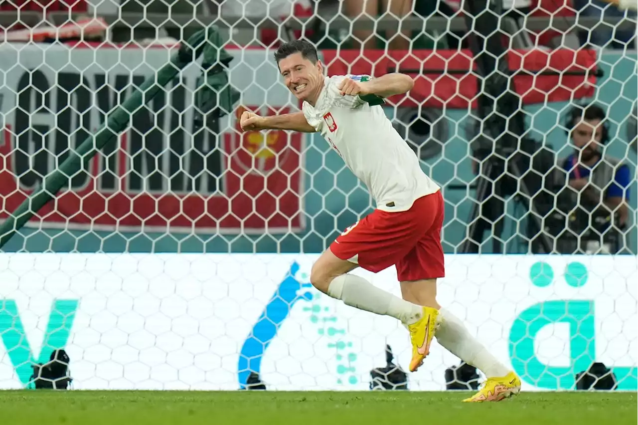 Polonia vence 2-0 a Arabia Saudita; lidera grupo de Argentina y México