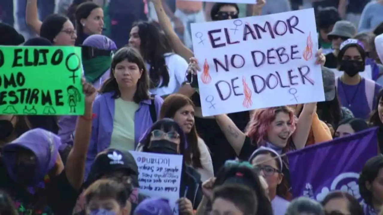 25N | 'Ni una más': Mujeres marchan contra la violencia en México (VIDEOS y FOTOS)