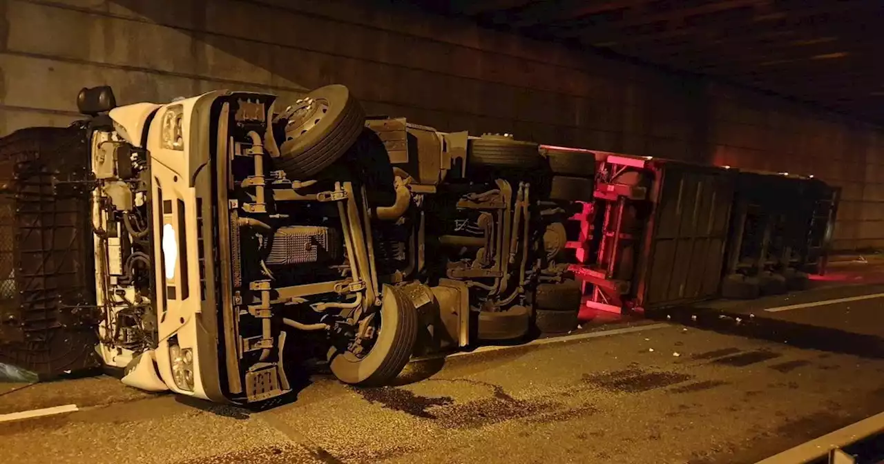 M6 closure after lorry smashes into bridge and overturns