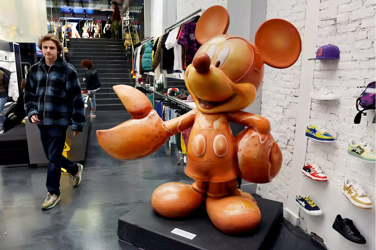 Oddball 6-Foot ‘Lobsta Mickey' Statue Returns to Boston