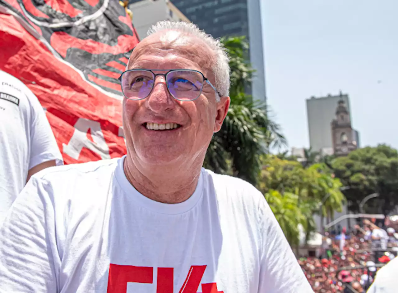 Dorival Jr. publica vídeo nas redes sociais e anuncia saída do Flamengo