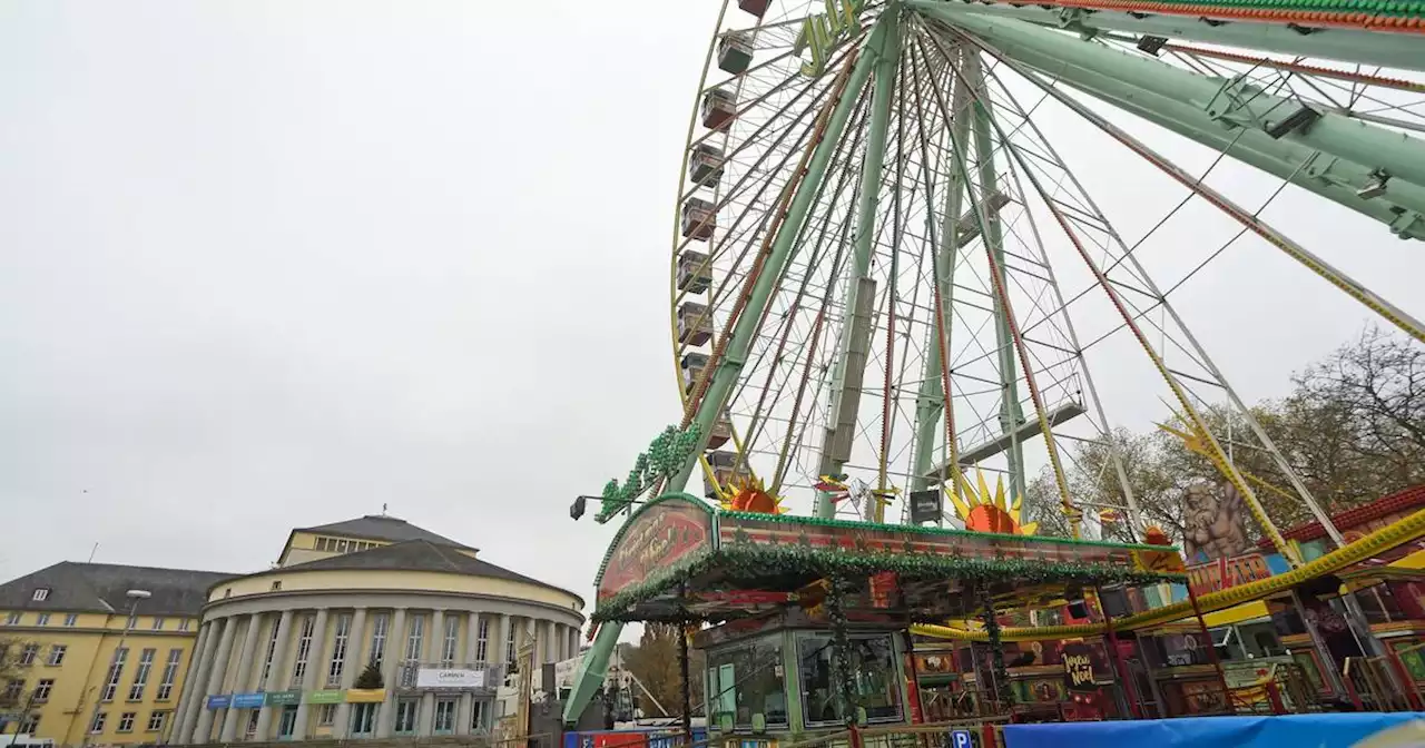 Mit einer Woche Verspätung: Weihnachtsmarkt Saarbrücken: Das Riesenrad auf dem Tbilisser Platz ist eröffnet