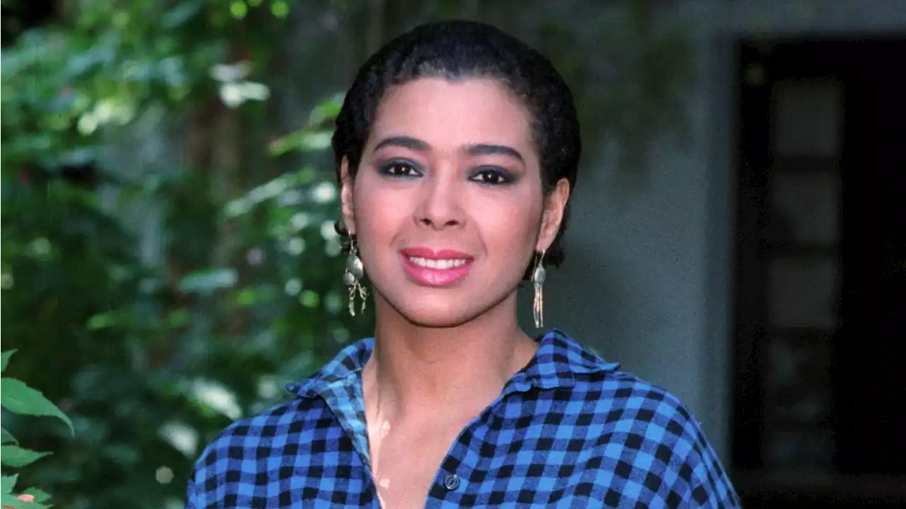 Irene Cara, '80s pop star behind 'Fame' and 'Flashdance' theme songs, dies at 63