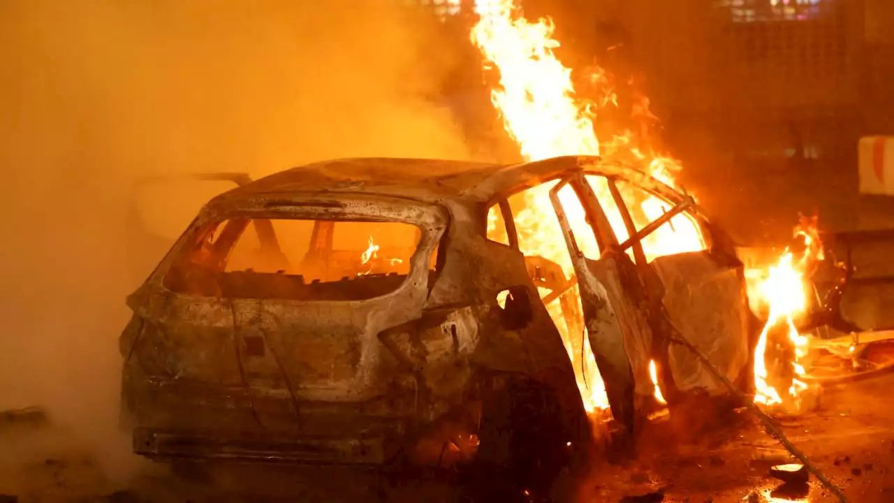 WM 2022: Marokkanische Fans zerlegen Brüssel – brennende Autos!