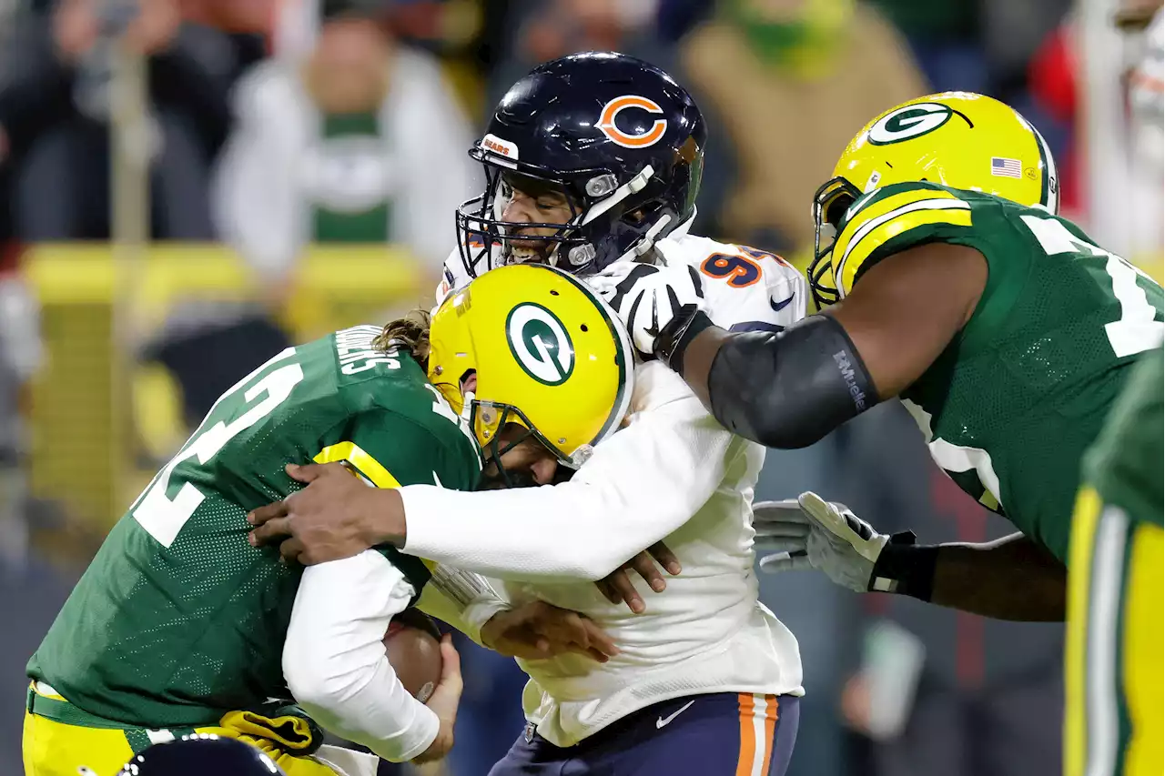 Cupboard awfully bare on Bears defensive line