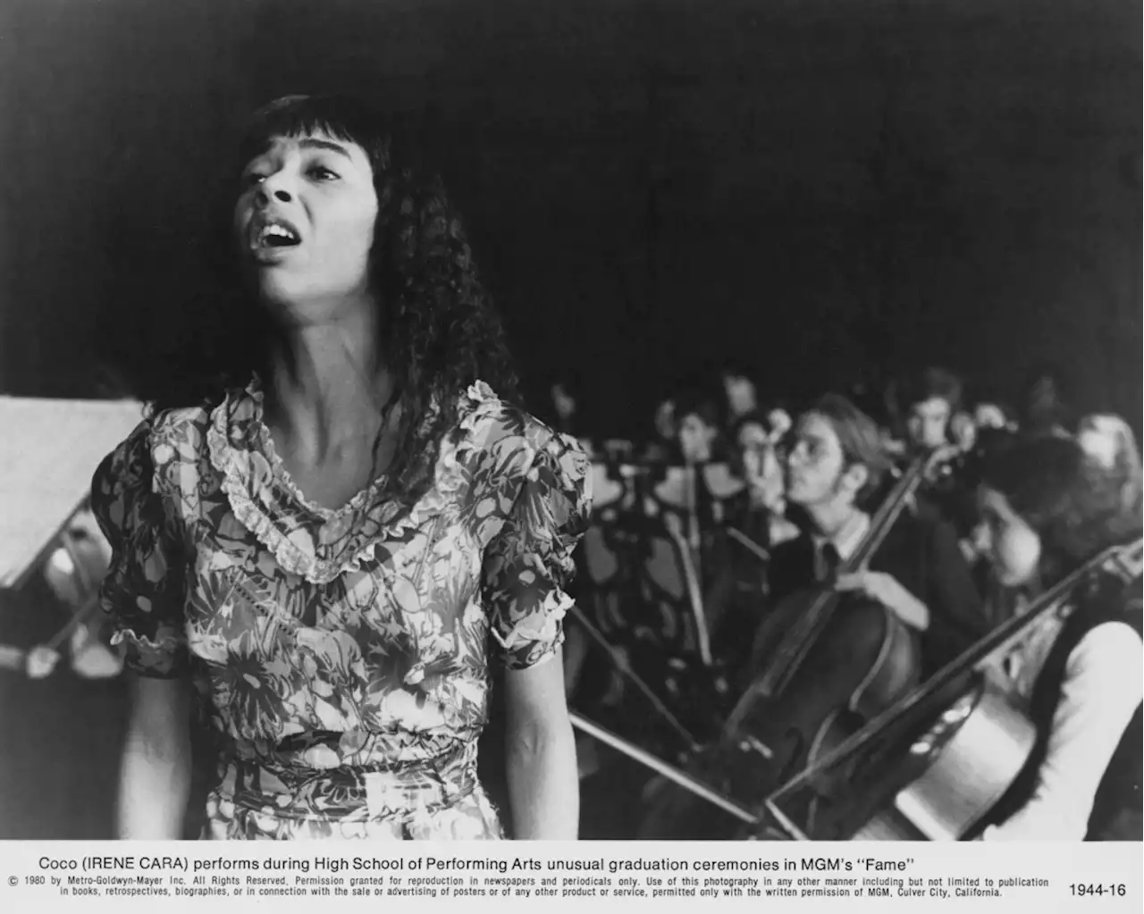 ‘Fame’ and ‘Flashdance’ singer-actor Irene Cara dies at 63