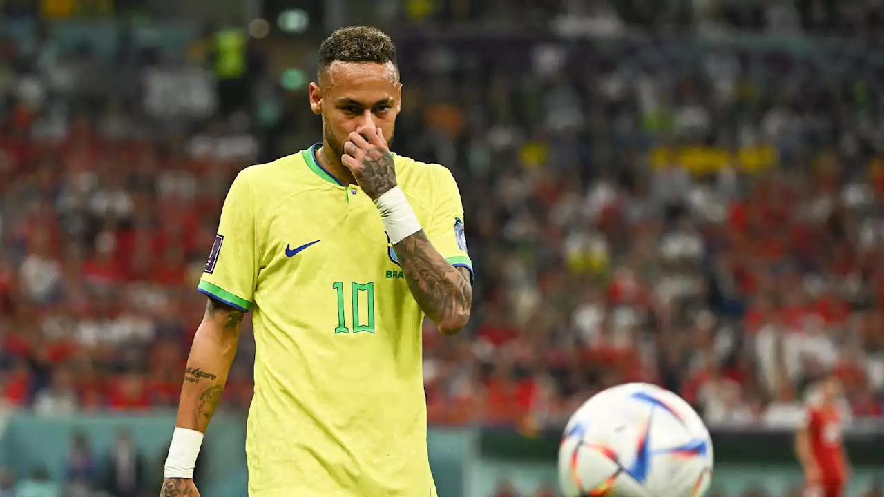 Brazil boss Title demands that persistent fouls on Neymar 'has to be stopped'