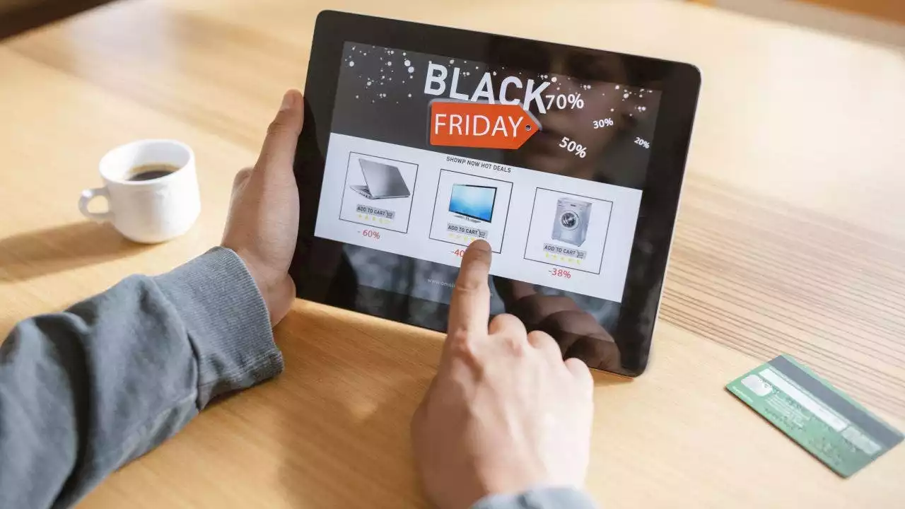 Online sales set Black Friday record