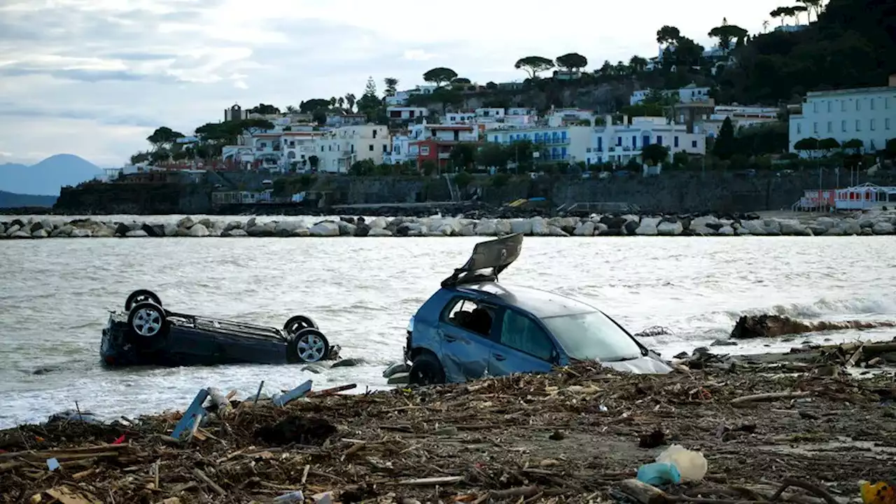 Italie : le gouvernement proclame l'état d'urgence sur l'île d'Ischia après un glissement de terrain meurtrier