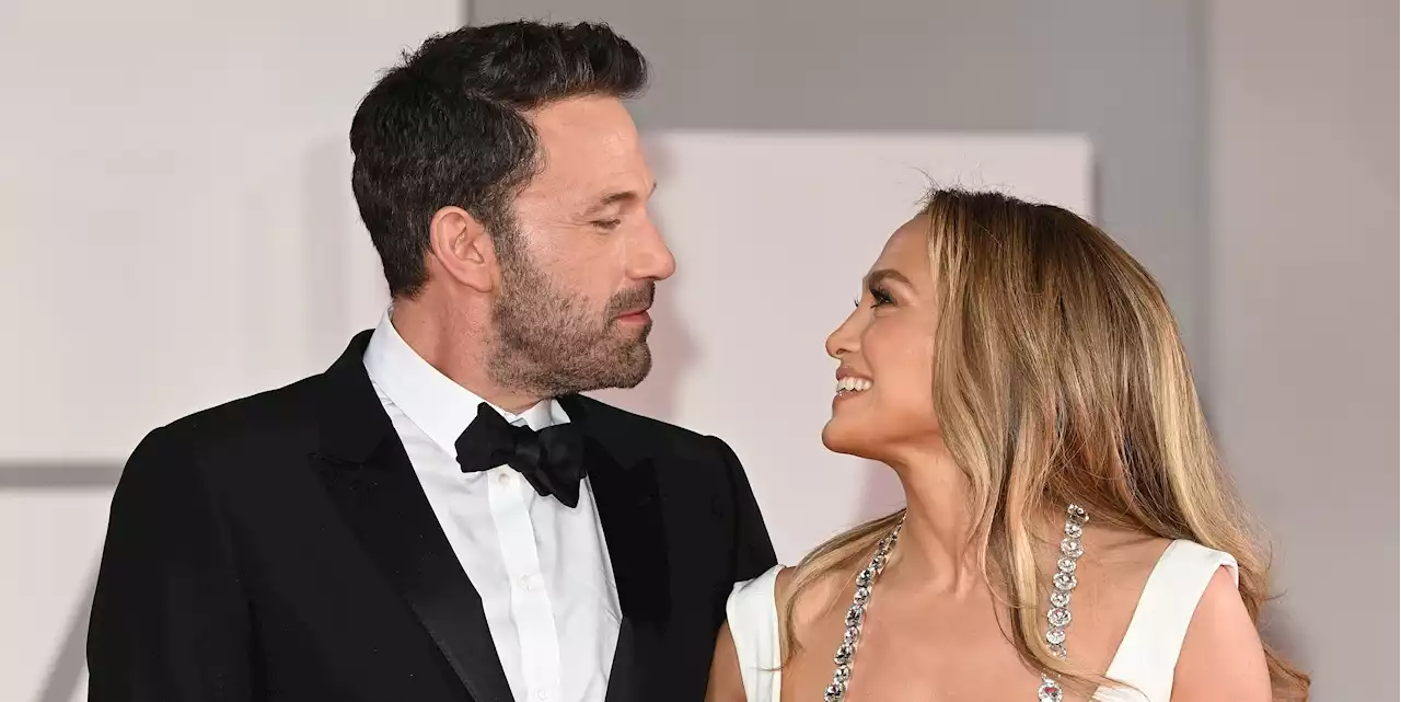 Jennifer Lopez Shares Photos From Her First Thanksgiving With Husband Ben Affleck