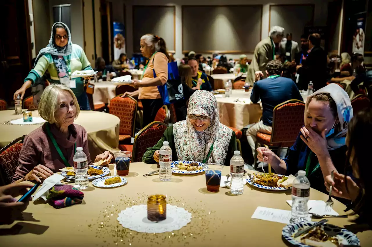 Muslims offer others chance to learn about faith as part of regional convention