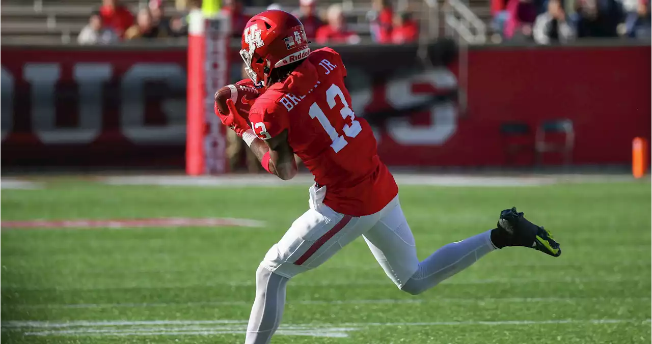 UH WR Samuel Brown slaps Tulsa player after game