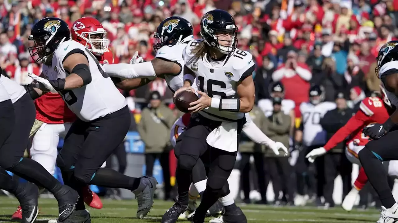 Trevor Lawrence leads Jaguars to stunning victory over Ravens with late  touchdown, 2-point conversion