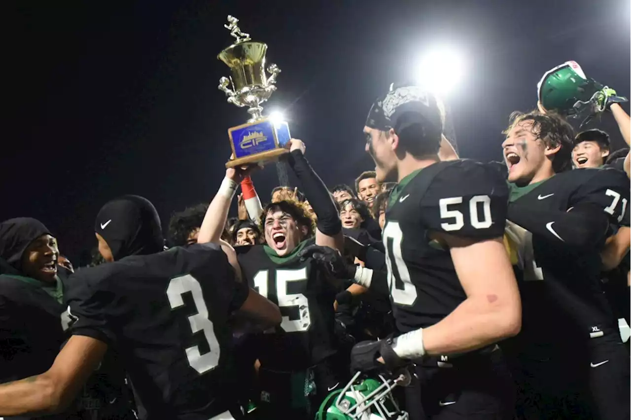 High school football scores: Championship games Friday and Saturday