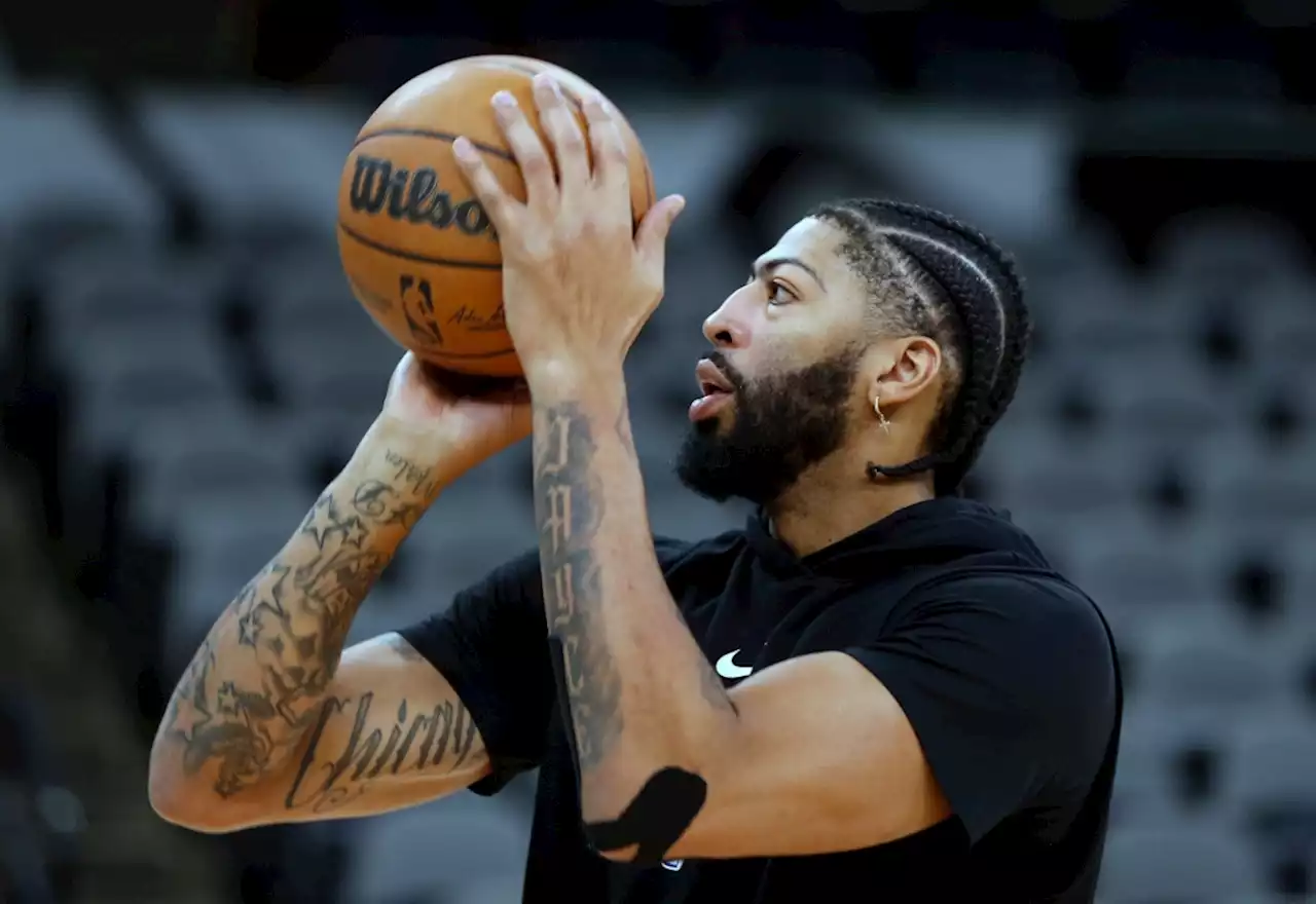 Lakers’ Anthony Davis misses game against Spurs with calf bruise