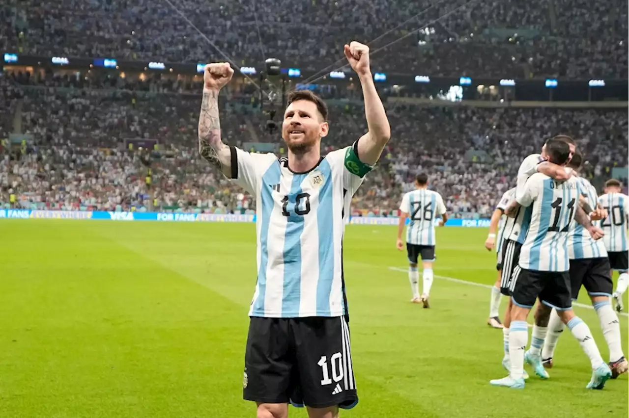 World Cup: Lionel Messi leads Argentina past Mexico