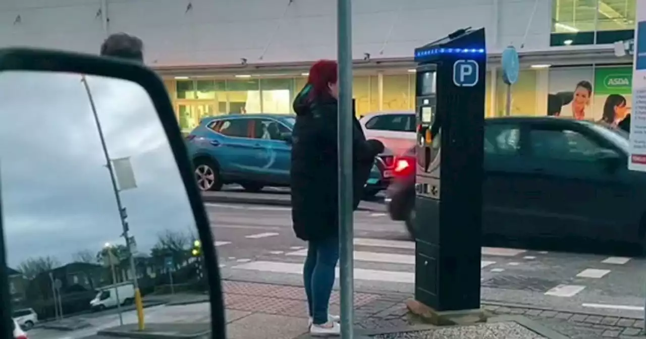 Prankster dupes woman into thinking pay and display used facial recognition