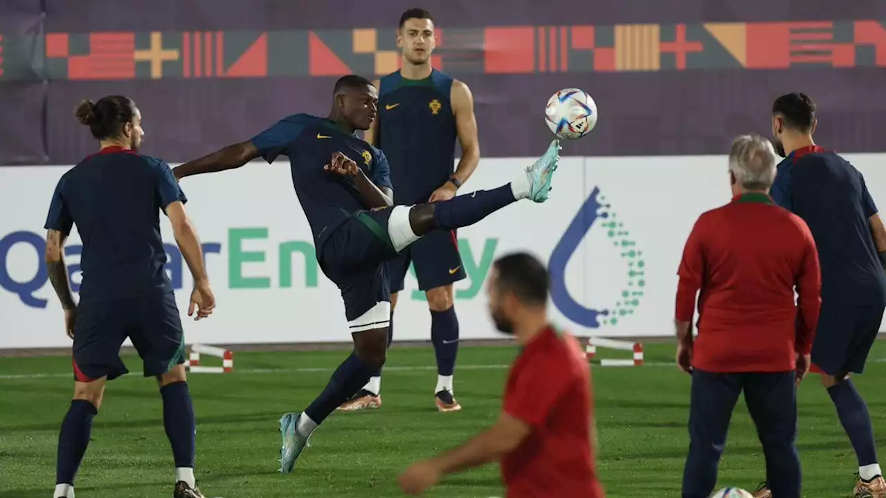 Seleção: Nuno Mendes no relvado, Otávio no ginásio