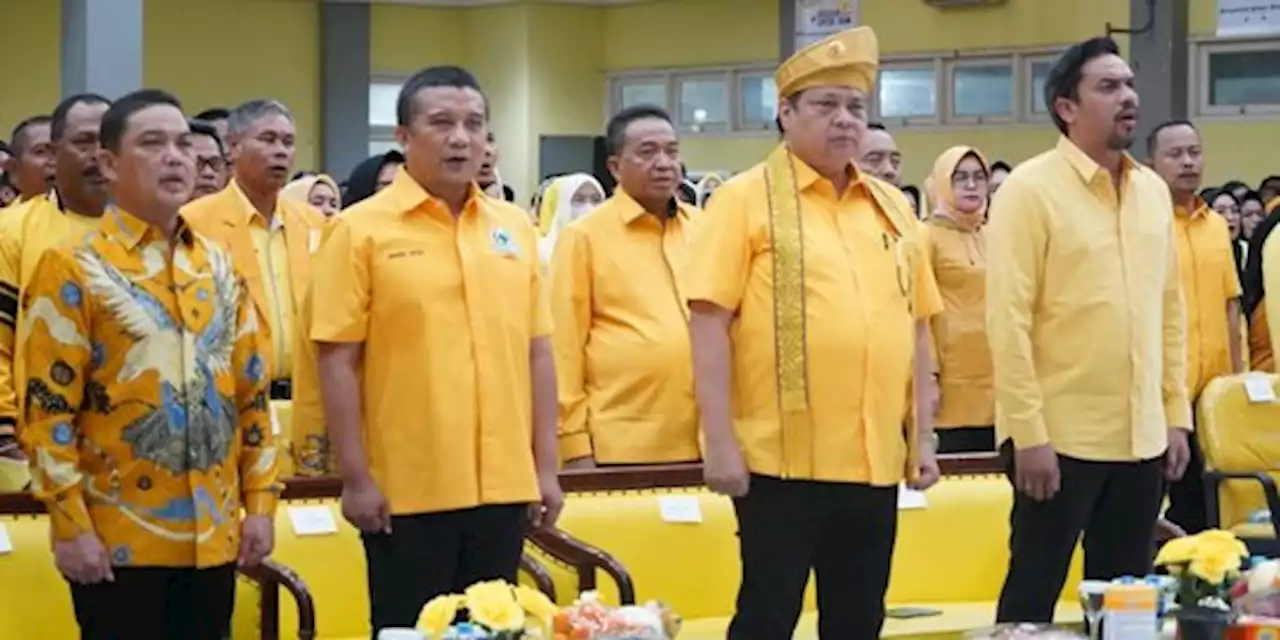 Ketum Golkar Airlangga: Hari Ini Beringin Masuk Gedung Sate | merdeka.com