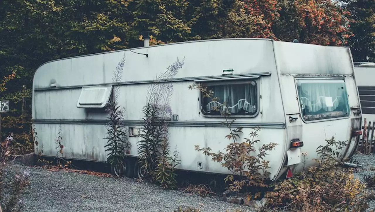 Occitanie : une promeneuse attirée dans une caravane abandonnée et violée par un marginal près de Toulouse