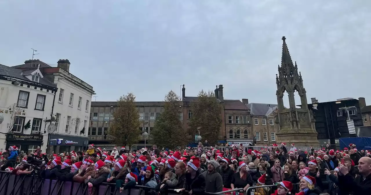 Live Mansfield Christmas lights updates as East 17 to perform