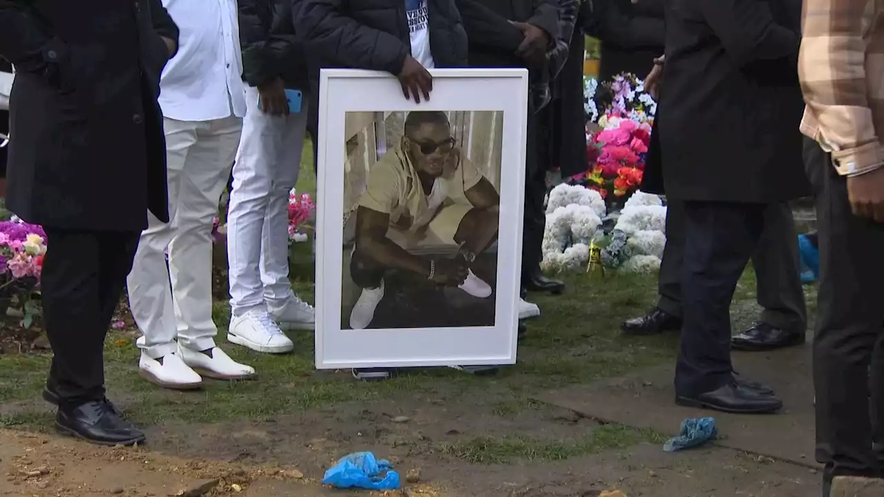 Chris Kaba: Mourners gather for funeral of unarmed man shot dead by police