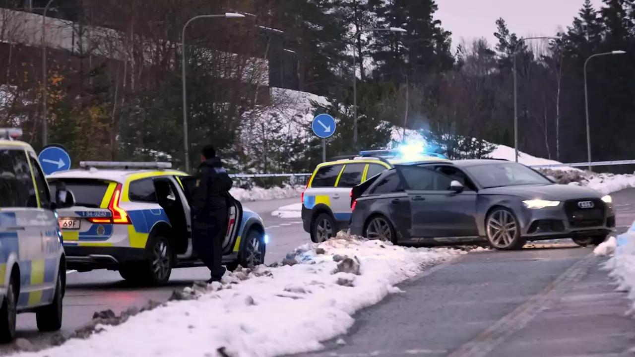 Polisen sköt varningskott – efter inbrott i affär i Kista