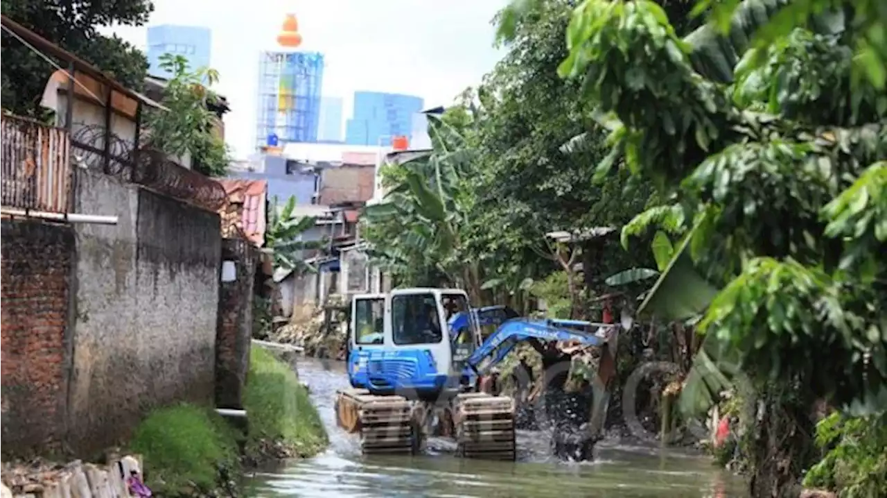 2 Alat Berat Ampibi Senilai Rp 11 Miliar Buatan Pindad Bakal Keruk Lumpur Waduk Ria Rio dan Melati