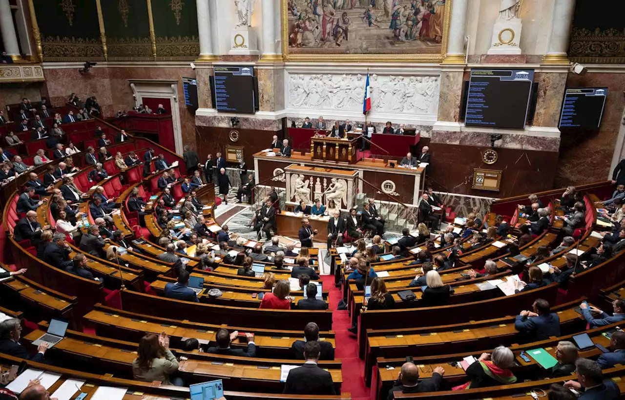 Nouvelle motion de censure rejetée pour LFI, sans les votes du groupe RN