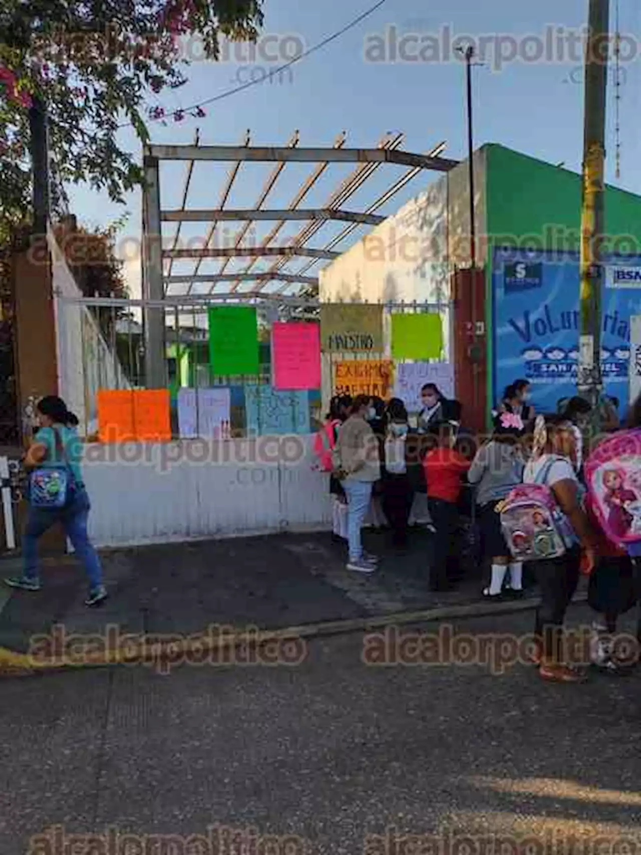 Escuela de Cuichapa carece de docente de 4° grado desde inicio del ciclo