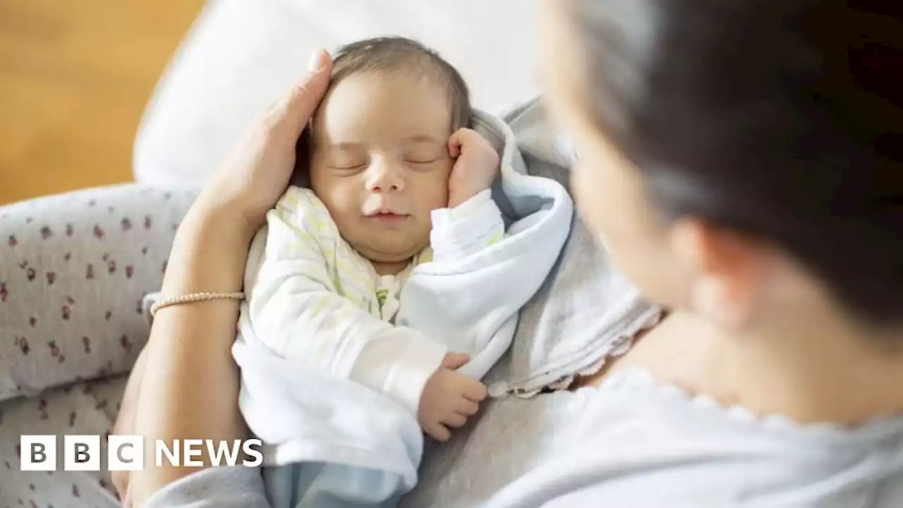 Mothers go to Stormont to call for better maternity care