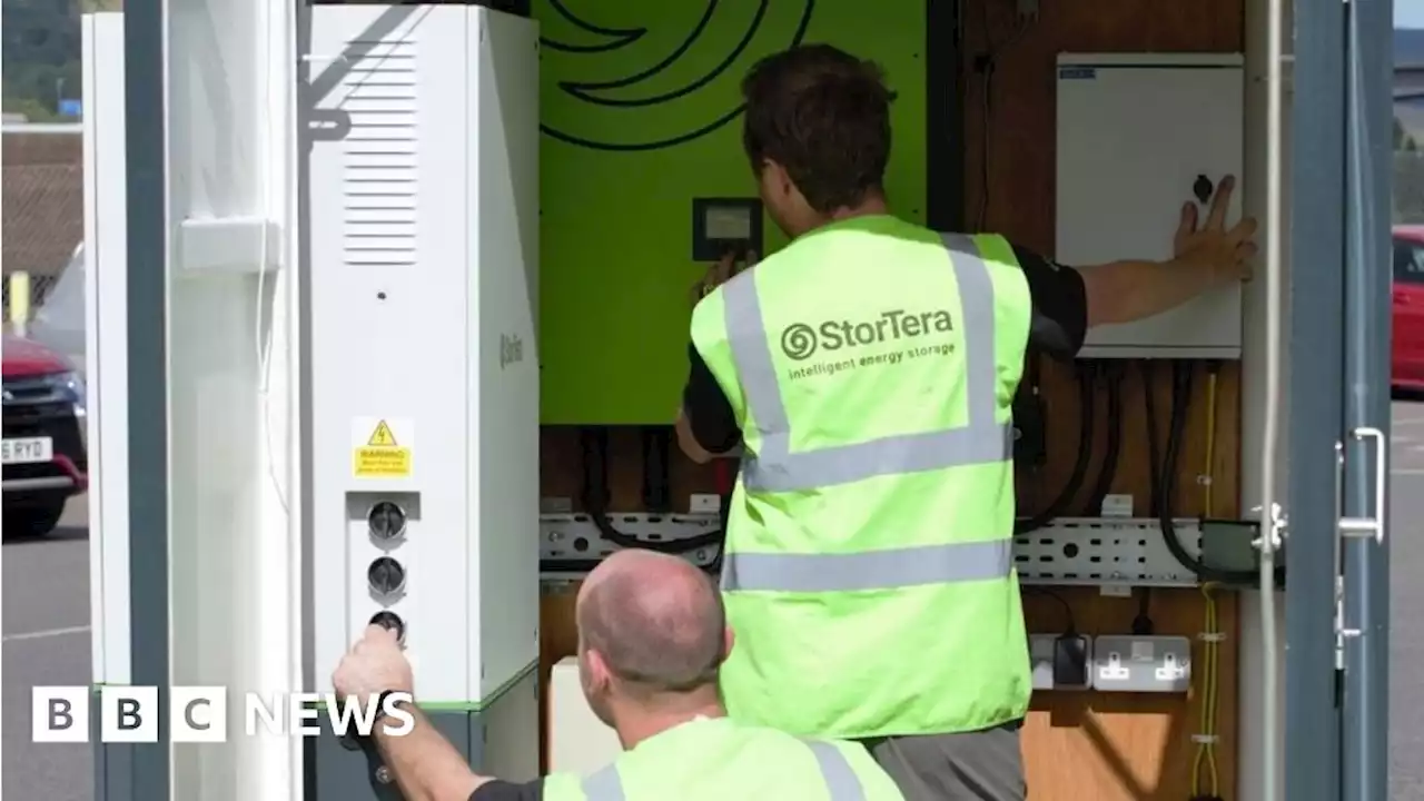 Two energy storage firms win £14m for new technologies